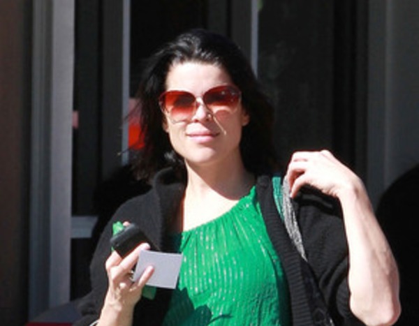 Neve Campbell From Celeb Baby Bumps E News